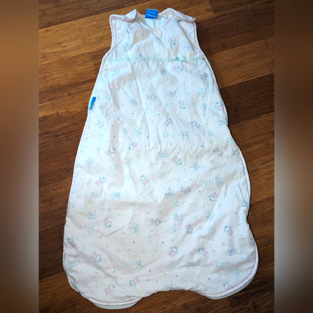 Grobag baby girls sleepsack. Castles and princess infant pink sleepsack.